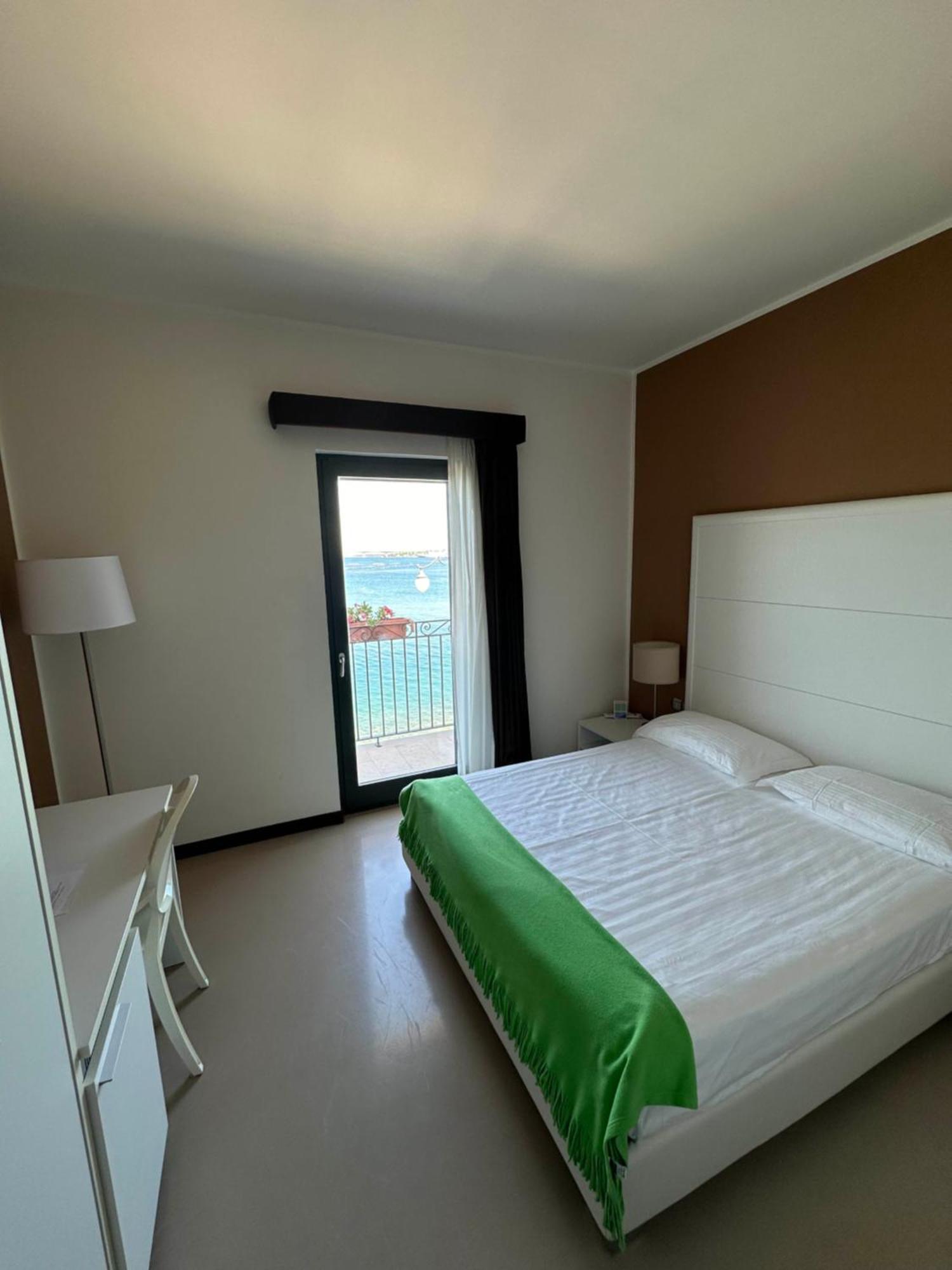 Albergo Del Sole Tarento Exterior foto